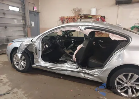 2014 Buick Regal Turbo/E-Assist Premium I z USA, uszkodzony, nr VIN 2G4GN5EX4E9301561